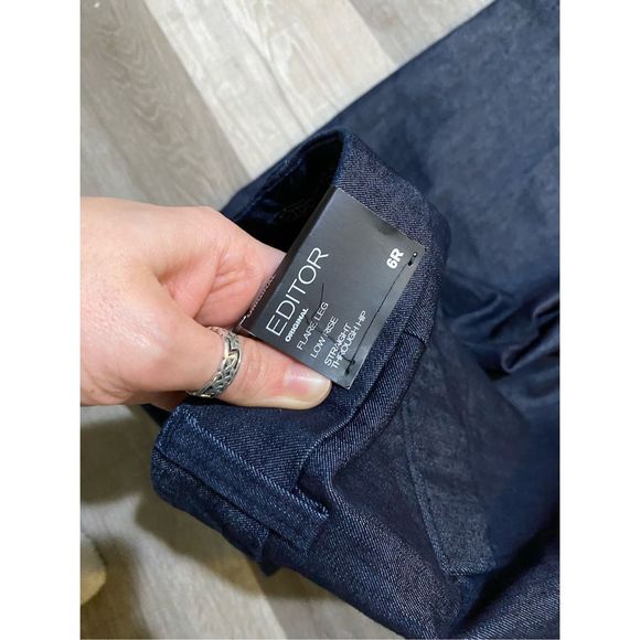 Express NWT Editor Flare Leg Straight Dark Blue Pants, Size 6 - Picture 7 of 7